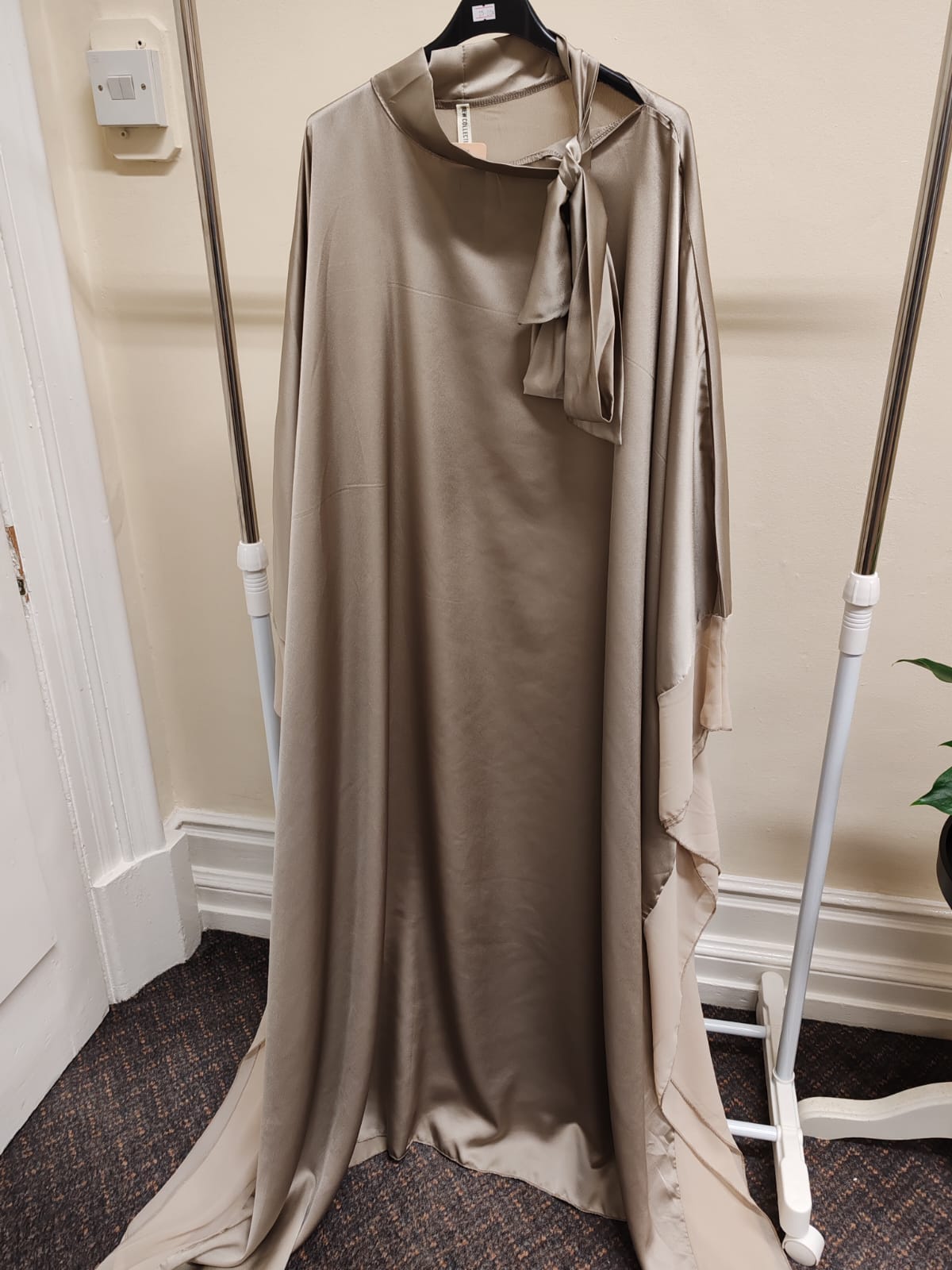 Cream Beige Free-Size Dubai Borka | Premium Georgette Abaya