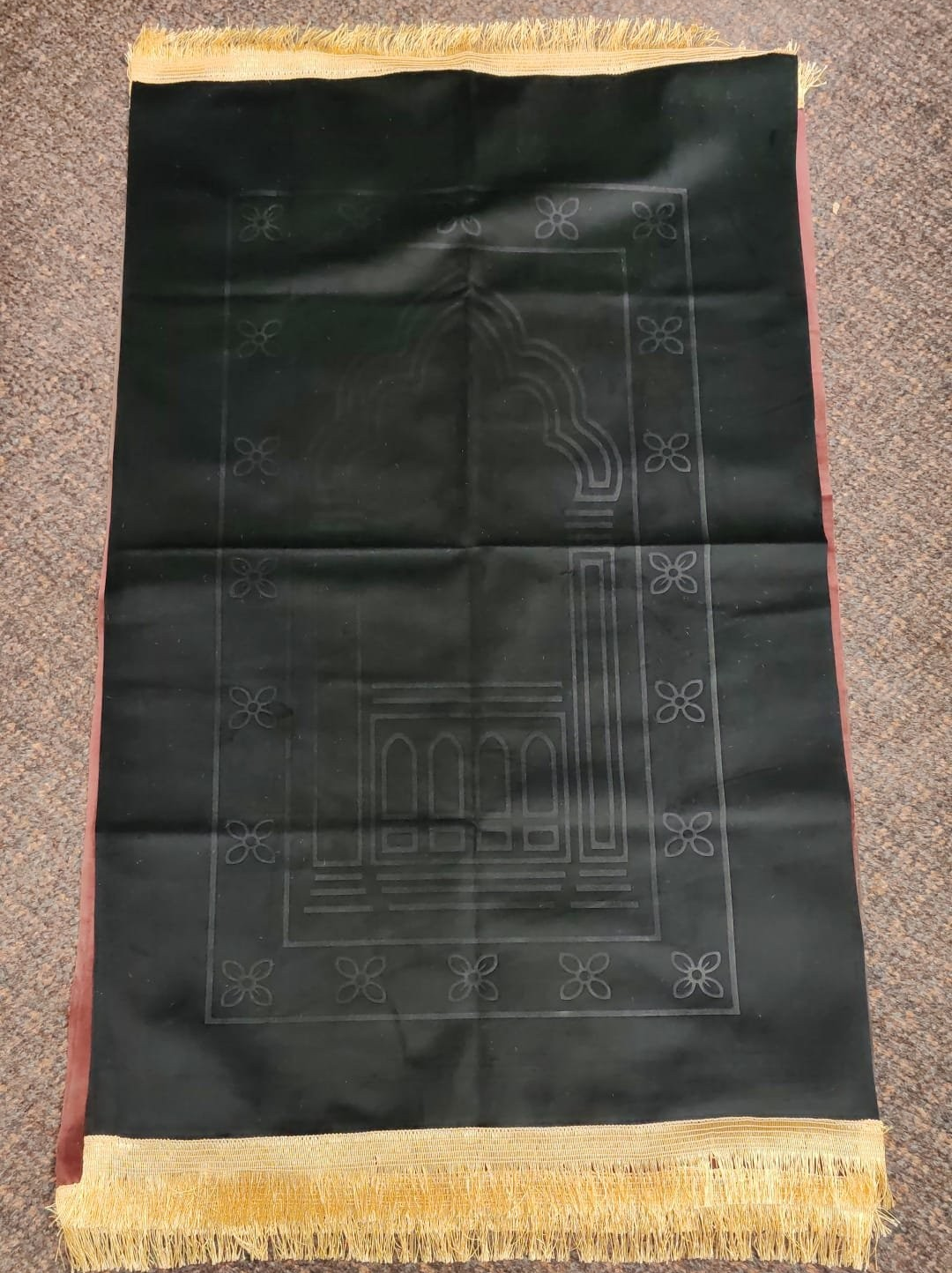 Islamic Janamaz Prayer Mat – Muslim Sajjada Salah Rug